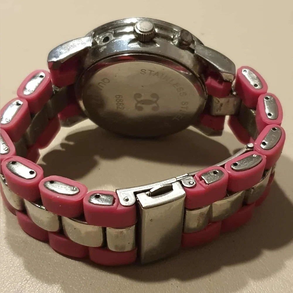 🦋10/$20🦋 Charming Charlie #6882 Silver /Pink Rhinestone Women's Watch